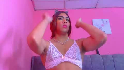 Snapshot of dylan276800 chatting on 09.23.25 dylan276800 online show from 09.23.25