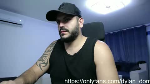Snapshot of dylan_dom_ chatting on 10.19.25 Dylan Dom online show from 10.19.25