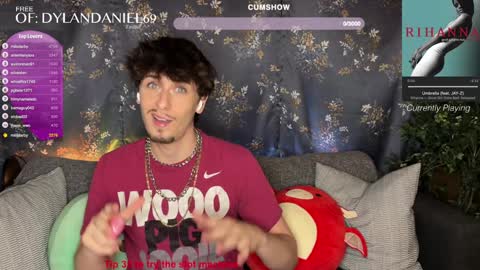 Snapshot of dylandaniel69 chatting on 12.05.24 Dylan Daniel 7.8 online show from 12.05.24