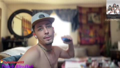 Snapshot of dylandaniel69 chatting on 01.07.25 Dylan Daniel 7.8 online show from 01.07.25