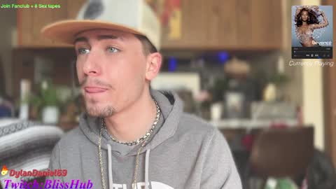 Snapshot of dylandaniel69 chatting on 01.15.25 Dylan Daniel 7.8 online show from 01.15.25