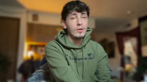 Snapshot of dylandaniel69 chatting on 09.10.25 Dylan Daniel 7.8 online show from 09.10.25