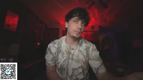 Snapshot of dylandaniel69 chatting on 11.11.25 Dylan Daniel 7.8 online show from 11.11.25