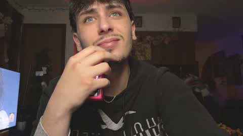 Snapshot of dylandaniel69 chatting on 11.26.25 Dylan Daniel 7.8 online show from 11.26.25