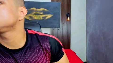 Snapshot of dylanguss chatting on 09.13.25 dylanguss online show from 09.13.25