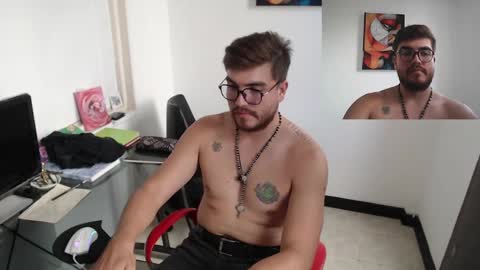 Snapshot of dylanhot10 chatting on 12.03.24 dylanhot10 online show from 12.03.24