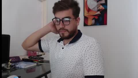 Snapshot of dylanhot10 chatting on 12.14.24 dylanhot10 online show from 12.14.24