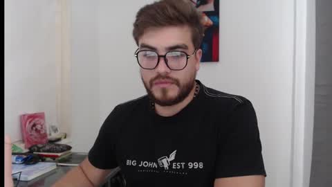 Snapshot of dylanhot10 chatting on 12.18.24 dylanhot10 online show from 12.18.24