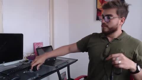 Snapshot of dylanhot10 chatting on 02.01.25 dylanhot10 online show from 02.01.25