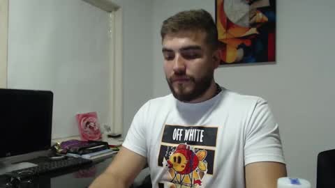 Snapshot of dylanhot10 chatting on 02.11.25 dylanhot10 online show from 02.11.25