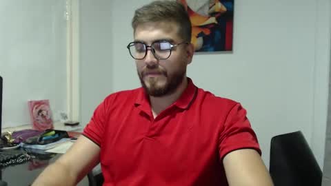 Snapshot of dylanhot10 chatting on 02.14.25 dylanhot10 online show from 02.14.25