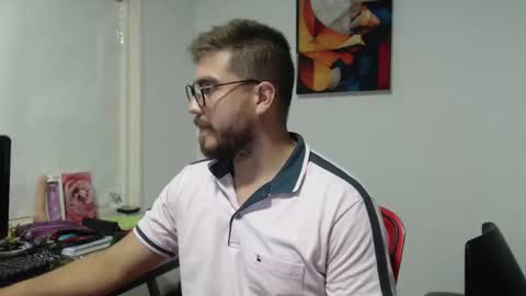 Snapshot of dylanhot10 chatting on 02.20.25 dylanhot10 online show from 02.20.25