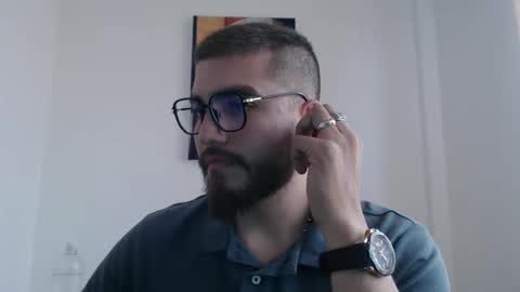 Snapshot of dylanhot10 chatting on 09.15.25 dylanhot10 online show from 09.15.25