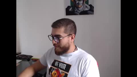 Snapshot of dylanhot10 chatting on 10.04.25 dylanhot10 online show from 10.04.25