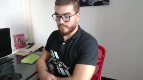 Snapshot of dylanhot10 chatting on 10.07.25 dylanhot10 online show from 10.07.25