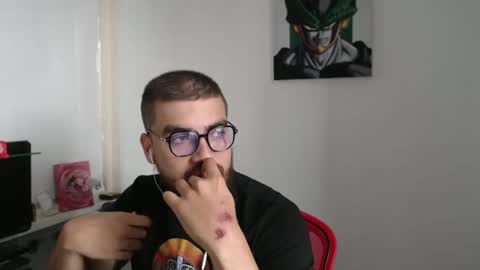 Snapshot of dylanhot10 chatting on 10.16.25 dylanhot10 online show from 10.16.25