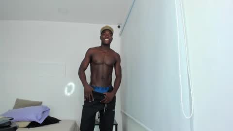 Snapshot of dylantaylor_1 chatting on 01.17.25 Dylan Taylor online show from 01.17.25