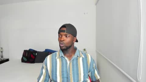 Snapshot of dylantaylor_1 chatting on 02.11.25 Dylan Taylor online show from 02.11.25