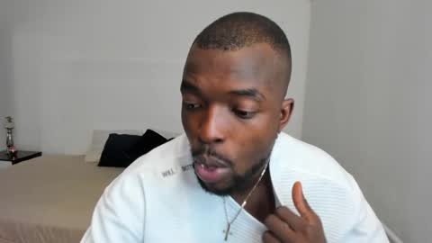 Snapshot of dylantaylor_1 chatting on 03.12.25 Dylan Taylor online show from 03.12.25