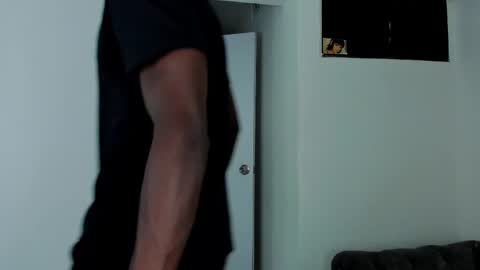 Snapshot of dylantaylor_1 chatting on 09.11.25 Dylan Taylor online show from 09.11.25