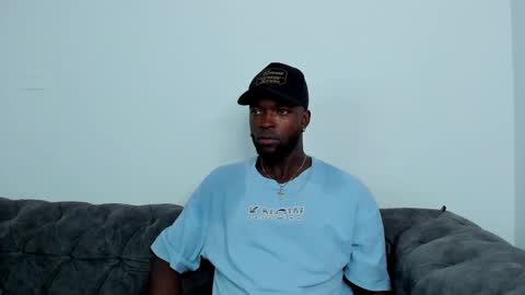 Snapshot of dylantaylor_1 chatting on 09.18.25 Dylan Taylor online show from 09.18.25