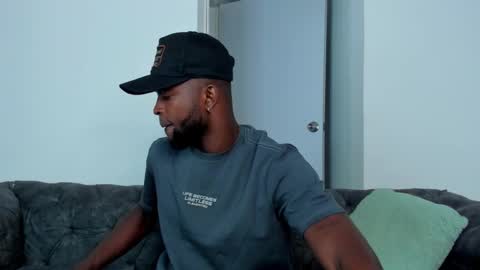 Snapshot of dylantaylor_1 chatting on 09.26.25 Dylan Taylor online show from 09.26.25