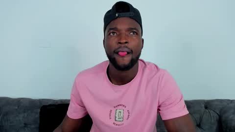 Snapshot of dylantaylor_1 chatting on 10.27.25 Dylan Taylor online show from 10.27.25