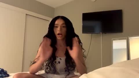 Dynasty online show from 01.04.25