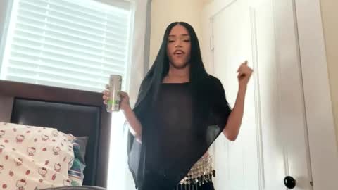 Snapshot of dynasty313 chatting on 02.14.26 Dynasty online show from 02.14.26