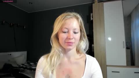 fansly - yourbestbaby online show from 03.06.25