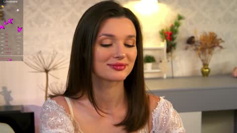 Snapshot of e_vvv_a chatting on 01.07.25 Eva online show from 01.07.25