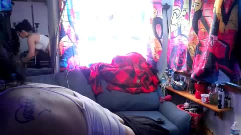 Kryztal Klear Jaxx online show from 01.15.25