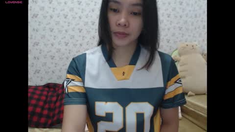 Snapshot of earthlypleasures chatting on 10.10.25 shaina online show from 10.10.25