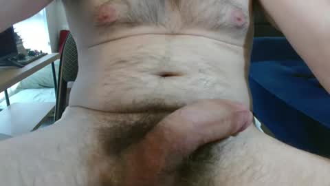 Snapshot of eastcoastguy776 chatting on 03.10.25 eastcoastguy776 online show from 03.10.25