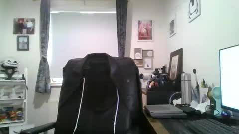 Snapshot of eastmidssoul chatting on 09.17.25 eastmidssoul online show from 09.17.25