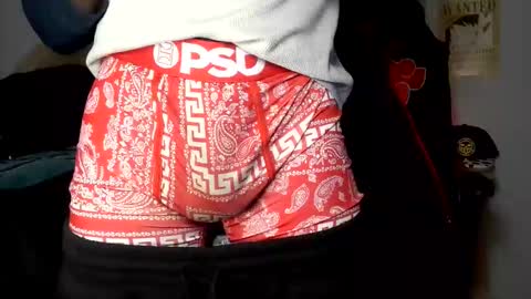 TWITTER   INSTAGRAM    easybreezy20   ONLINE 1230 AM TO 7AM online show from 02.15.26