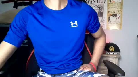 TWITTER   INSTAGRAM    easybreezy20   ONLINE 1230 AM TO 7AM online show from 04.19.26