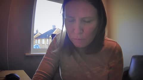 Nadia Ferreira  online show from 02.16.26