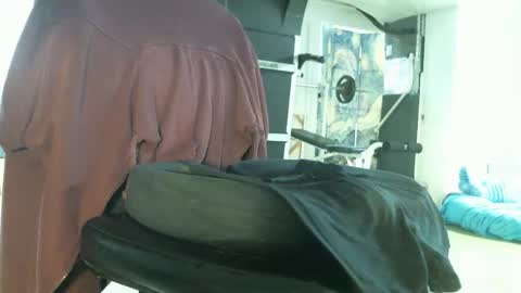 Eatshizjizz online show from 11.28.25