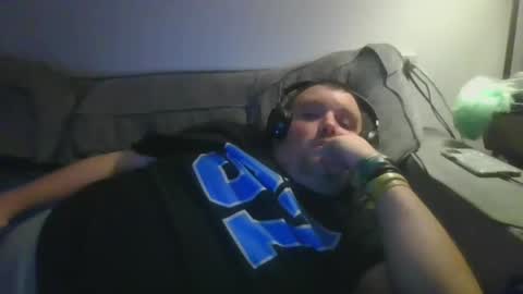 Snapshot of eazyb1991 chatting on 01.19.25 Eazyb91 online show from 01.19.25