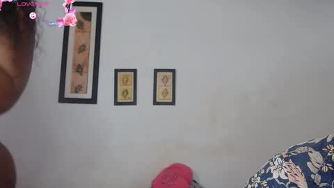 Snapshot of ebanoymarfil2 chatting on 12.03.24 Laraand Drake online show from 12.03.24