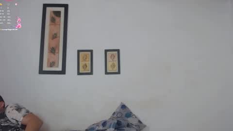 Snapshot of ebanoymarfil2 chatting on 01.07.25 Laraand Drake online show from 01.07.25