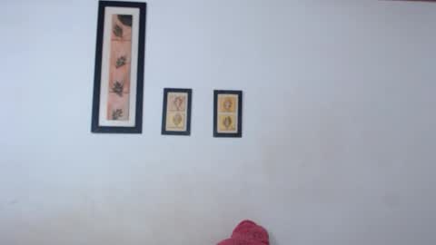 Snapshot of ebanoymarfil2 chatting on 10.27.25 Laraand Drake online show from 10.27.25