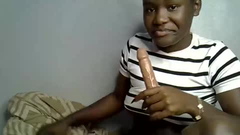 Snapshot of ebonnyqueeen chatting on 03.10.26 Queen online show from 03.10.26