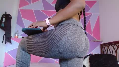 Alika Ashanti online show from 02.10.25