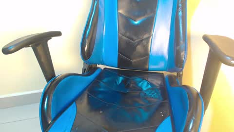 ebony choco2 online show from 03.04.25