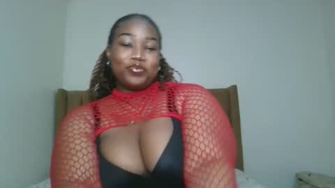Snapshot of ebony_doll5 chatting on 06.18.26 ebony_doll5 online show from 06.18.26