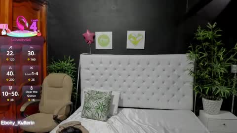 ebony_katterin online show from 05.10.26