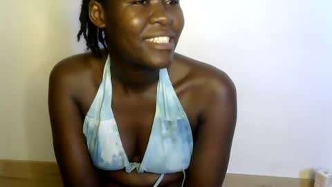 Snapshot of ebony_lynne chatting on 06.13.26 ebony_lynne online show from 06.13.26