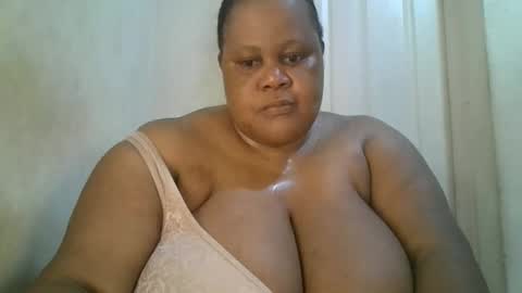 ebony_magixs online show from 09.25.25